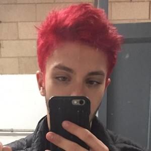 Meet your Posher, Genaro